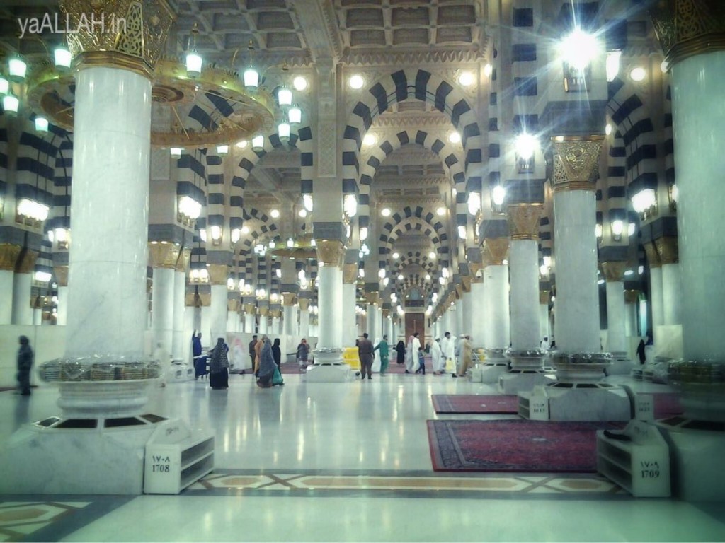 img src="inside-view-of-masjid-e-nabvi" alt=inside-view-of-masjid-e-nabvi